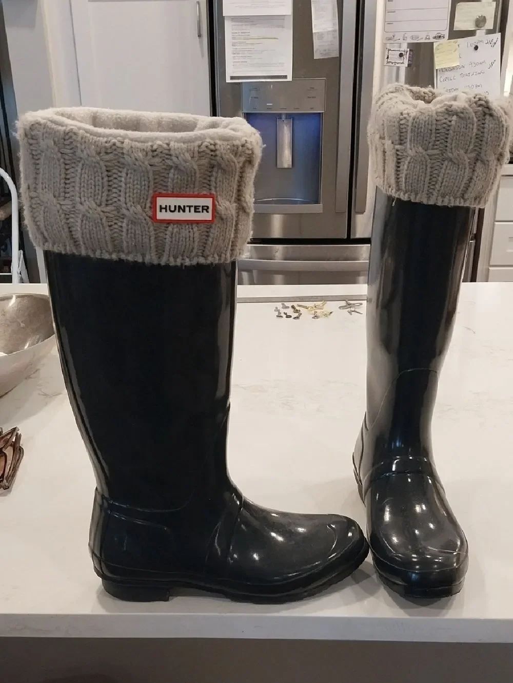 Hunter Black Gloss Rain Boots with Cream Knit Cuff Stockings...Size 9...NEW